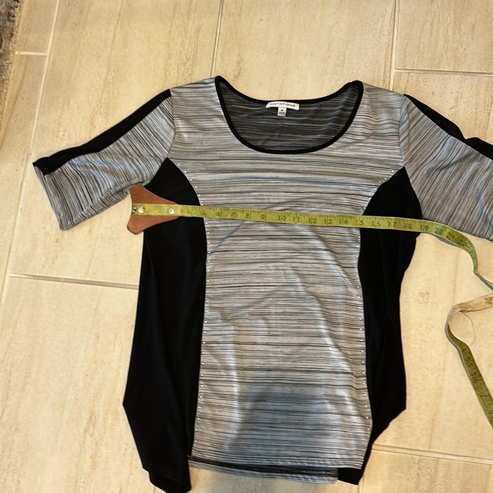 Notations black and gray polyester top - Picture 6 of 9